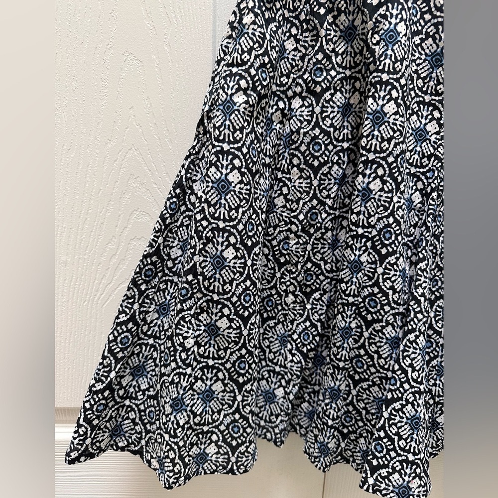 Woman's skirt bohemian blue and white batik size 12